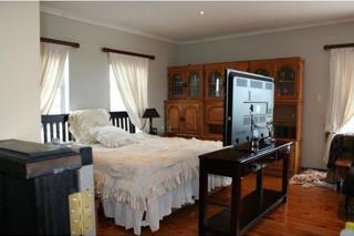 5 Bedroom Property for Sale in Stilbaai Wes Western Cape